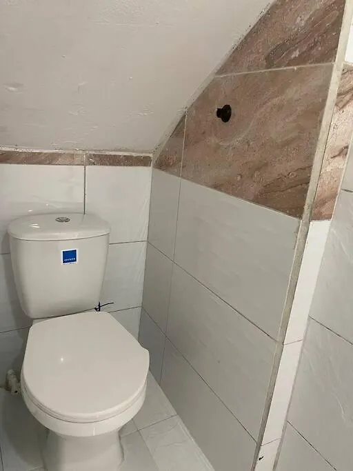 Relajante Apartamento Central A 15 Min Del Estadio ميديلين